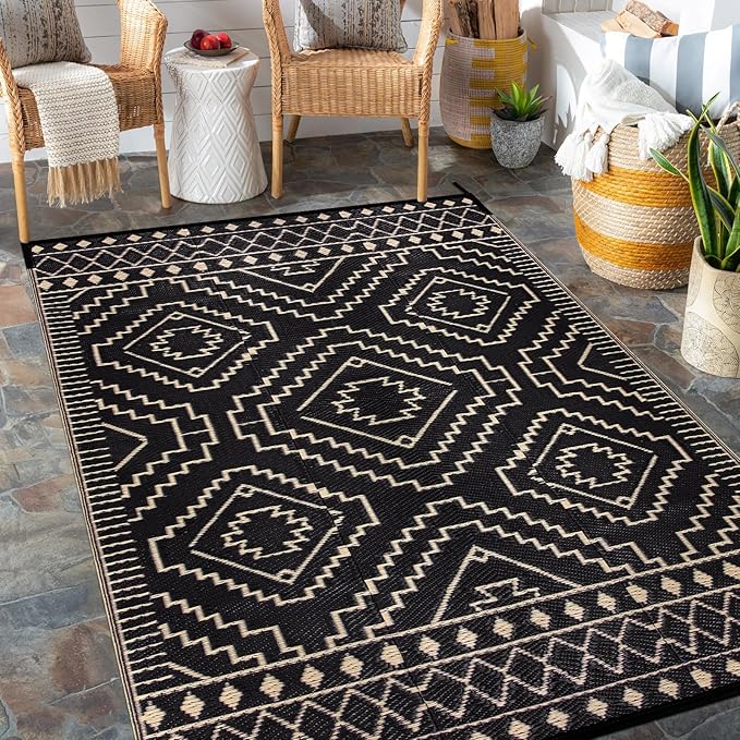 Wonnitar Outdoor Rug for Patio Clearance, 5x8 Waterproof Reversible Plastic Straw Rug, Moroccan Outside RV Area Rug for Camping, Outdoor Portable Mat for Deck Balcony Porch (Black & Beige,5'x8')