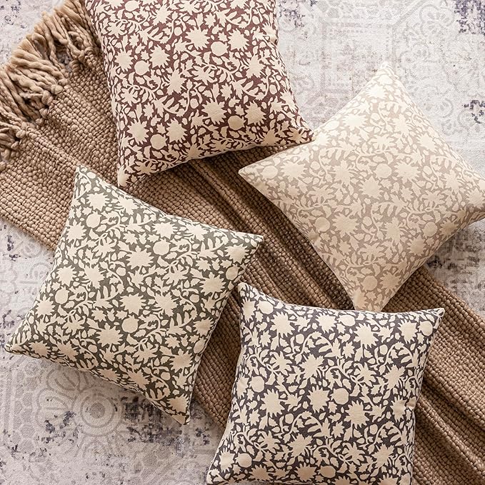 Foindtower Set of 2 Decorative Neutral Floral Throw Pillow Covers Accent Farmhouse Cushion Covers Boho Lumbar Pillowcase for Couch Sofa Bedroom Living Room Home Decor Outdoor,12×20 Inch,Sage Green
