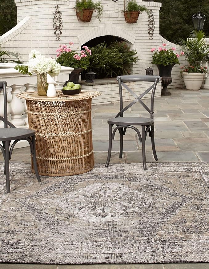 Unique Loom Outdoor Traditional Collection Area Rug - Valeria (13' Square Charcoal/Natural)