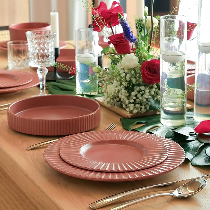 Christian Siriano Lusso 32-Piece Dinnerware Set Stoneware, Redwood