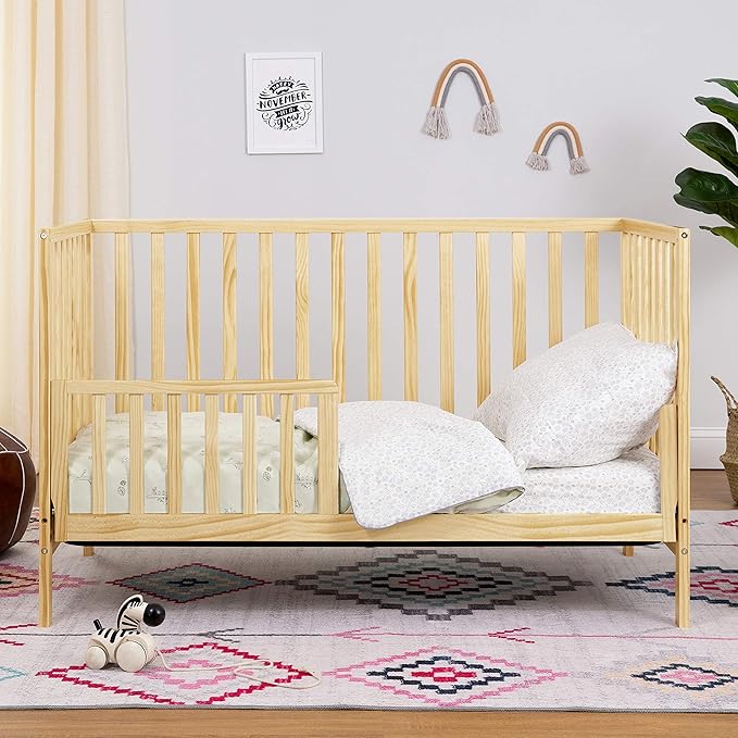 daVinci Union 4-in-1 Convertible Crib - GREENGUARD Gold Certified - Convertible Baby Crib to Toddler Bed, Daybed, Full-Size Bed - Wooden Baby Bed w/Four Adjustable Heights - Natural