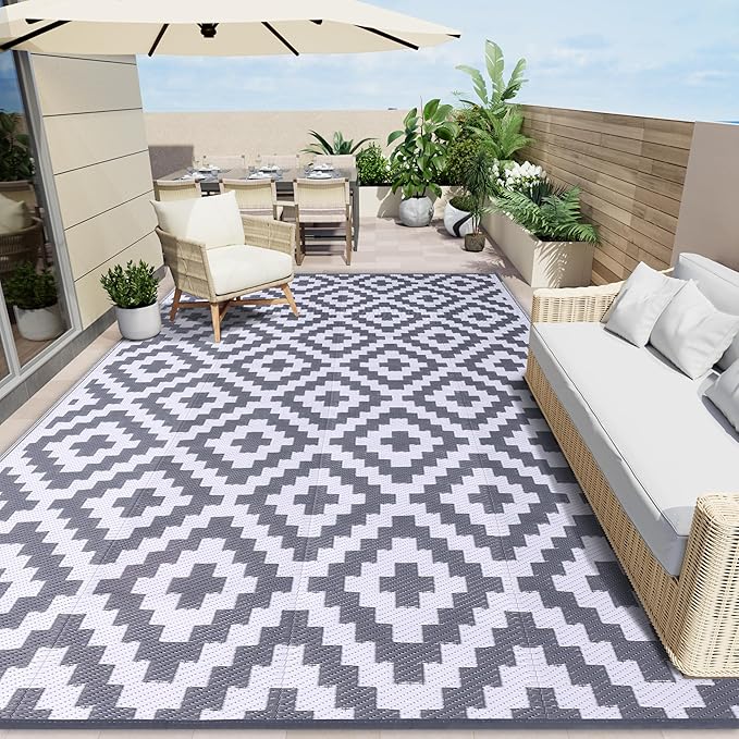 OLANLY Waterproof Outdoor Rug 10x14 ft, Outdoor Plastic Straw Rug for Camping, RV Mat Outside, Outdoor Carpet for Porch, Deck, Backyard, Balcony, Picnic, Grey & White