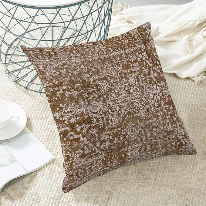 Boho Brown Throw Pillow Covers 18x18 Inch Set of 2, Carpet Pattern Neutral Decorative Throw Pillow Covers Bohemia Brown Linen Outdoor Cushion Cover for Sofa Couch Farmhouse Room Bed Decor