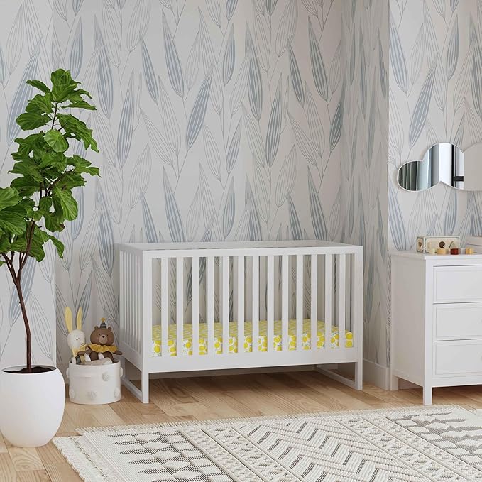 DaVinci Hunter 3-in-1 Convertible Baby Crib with Toddler Bed and Daybed Conversion - Strong, Durable, and Easy to Assemble - GREENGUARD Gold Certified with 4 Adjustable Mattress Heights - White