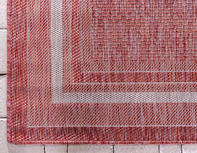 Unique Loom Outdoor Border Collection Area Rug - Soft Border (7' 1" x 10' Rectangle, Rust Red/ Ivory)