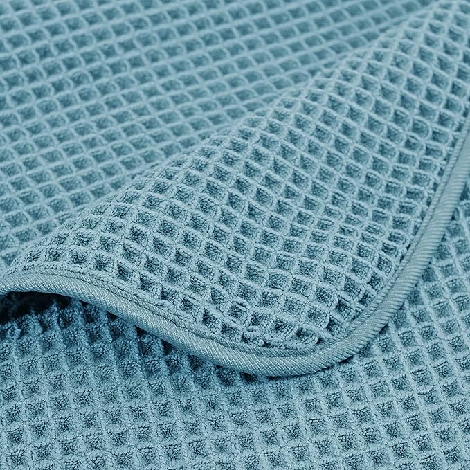 POLYTE Microfiber Quick Dry Lint Free Bath Sheet, 70 x 35 in, Set of 2 (Green, Waffle Weave)